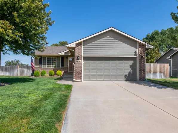 13710 W Autumn Ridge St, Wichita, KS 67235