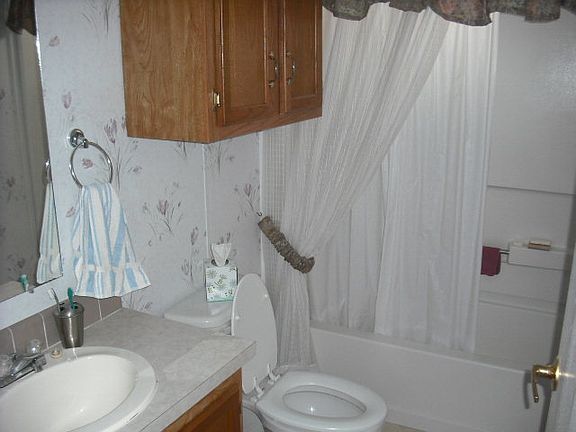 5th image of 7509 Bunker Dr