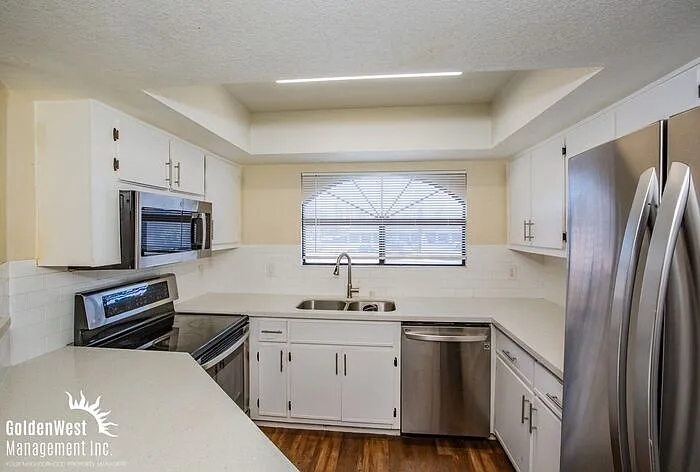 8455 W Sahara Ave #204 — Photo 3