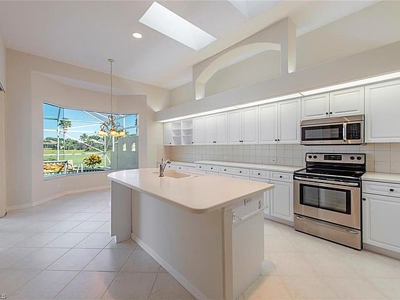 5th image of 5961 Ashford Ln