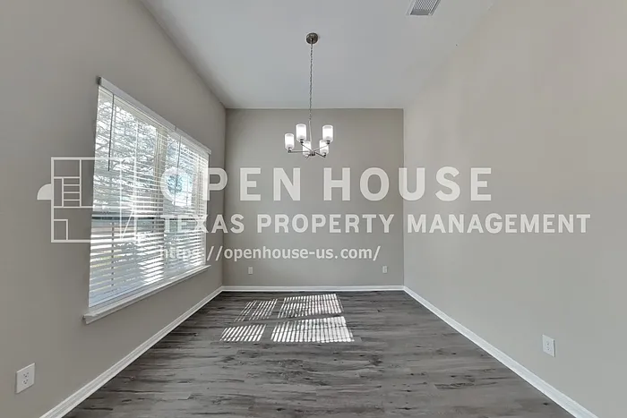 3218 Clayton Terrace Dr — Photo 6