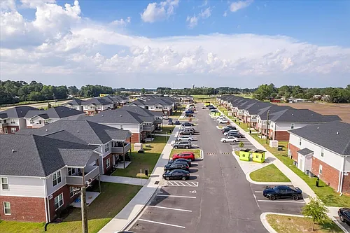 Legacy Park Apartments Photo 1