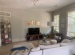 205 1/2 E Sycamore St, Columbus, OH 43206