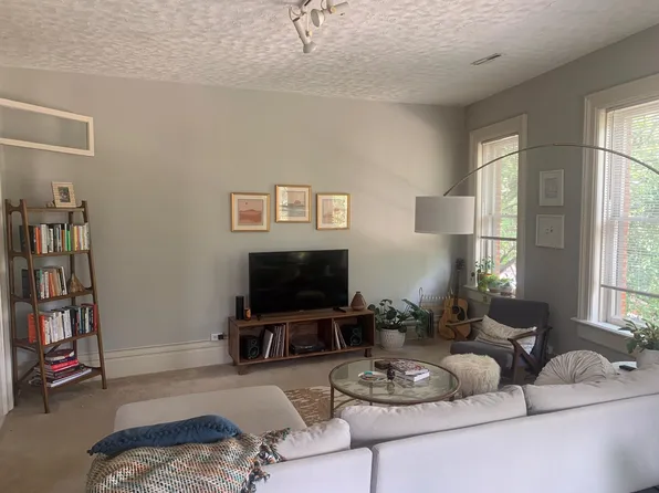 205 1/2 E Sycamore St, Columbus, OH 43206