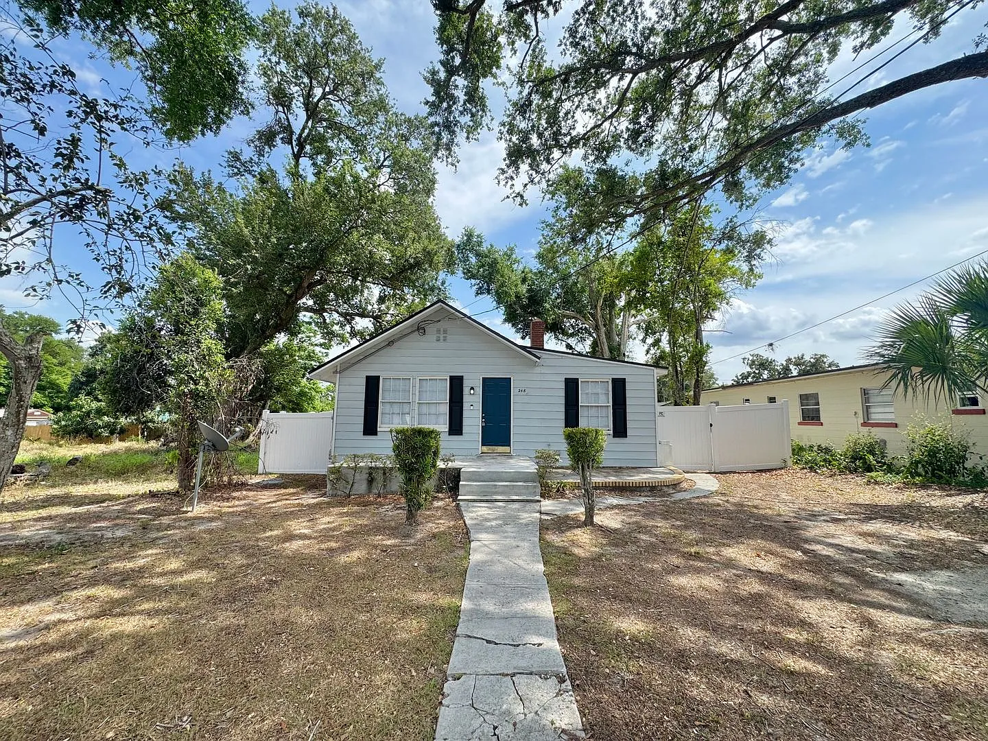 Lake Silver Terrace — Photo 1