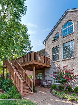 3rd image of 304 Glenbeag Ct