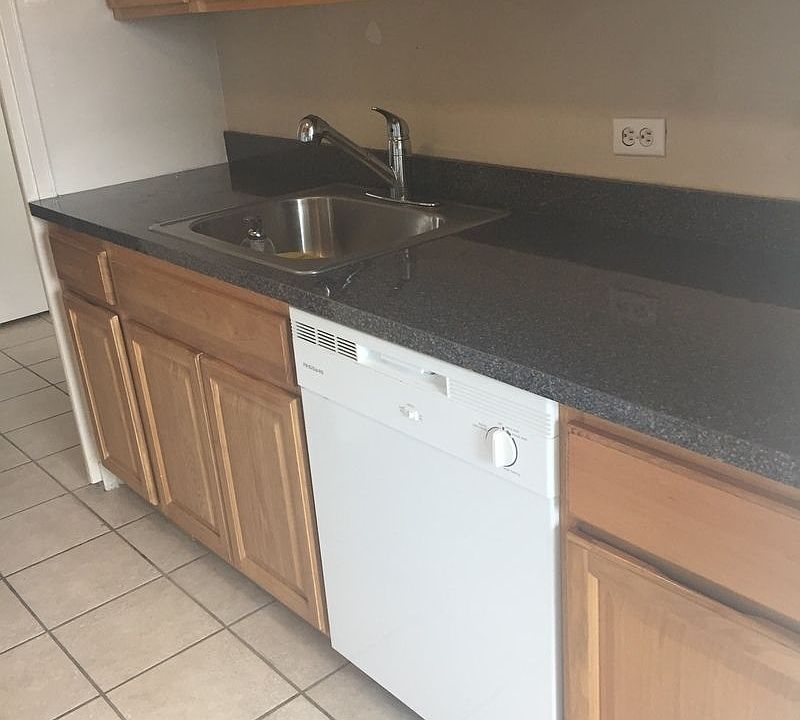 2nd image of 10910 Queens Blvd APT 10J