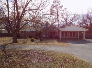 229 J E Woody Rd, Springtown, TX 76082