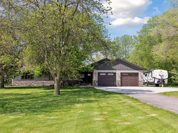 856 190th St, Hammond, WI 54015