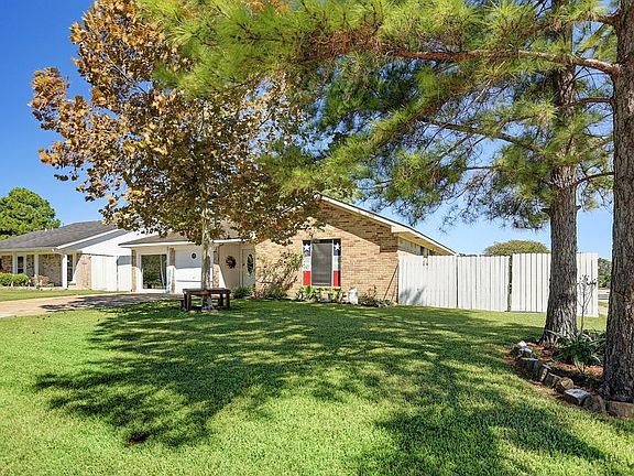 2nd image of 12031 Sherrill Dr