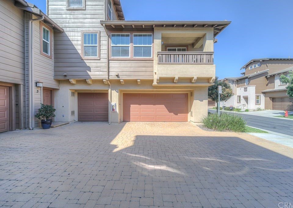 1st image of 41527 Blue Canyon Ave Unit 2