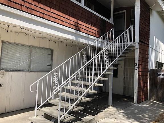 5th image of 921 Cleveland St