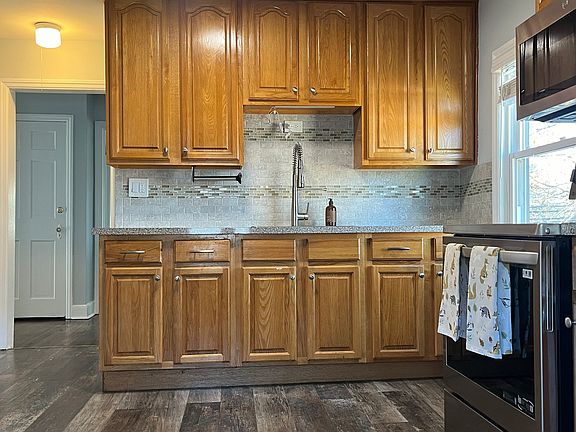 5th image of 145 Harrison Ave Floor 2