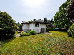 3588 Allan Rd #1, North Vancouver, BC V7K2M7