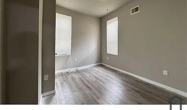 3 bed, $1,595 — Photo 1