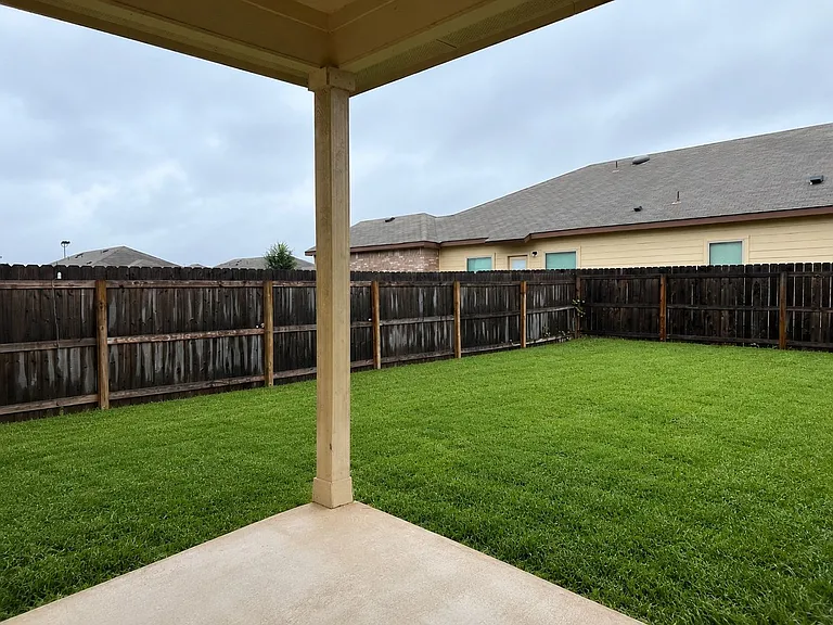 1516 Lucille St — Photo 38