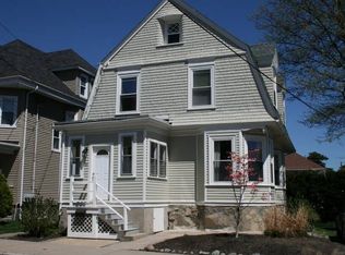 89 Hewlett St, Roslindale, MA 02131