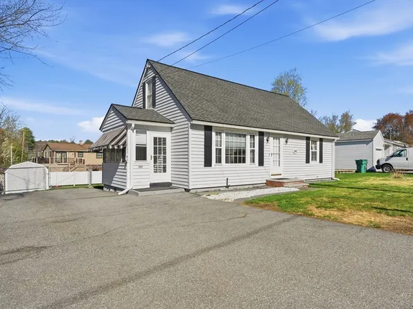 50 Totman St, Lowell, MA 01854