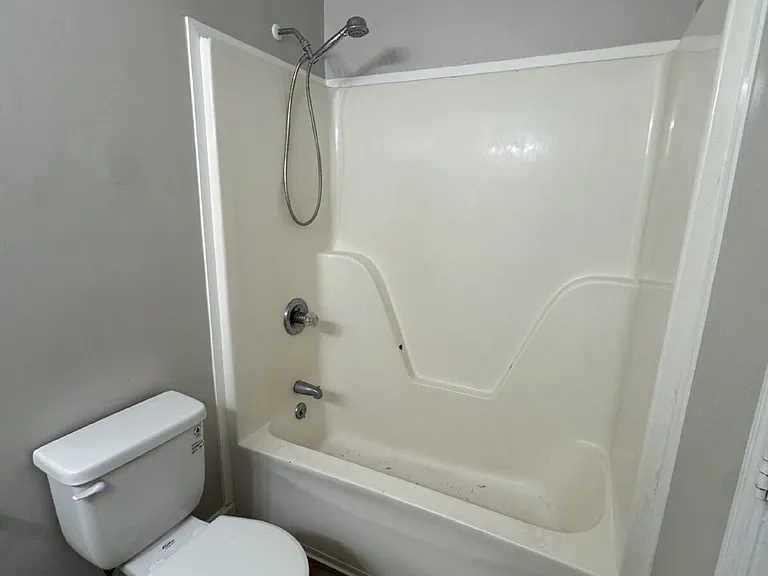 620 Artic Ave — Photo 8