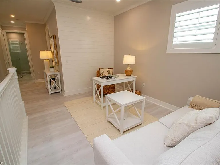 251 Indies Dr E #202 — Photo 8