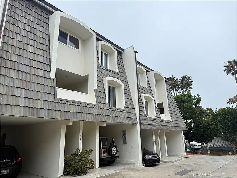 11940 Oceanaire Ln — Photo 38