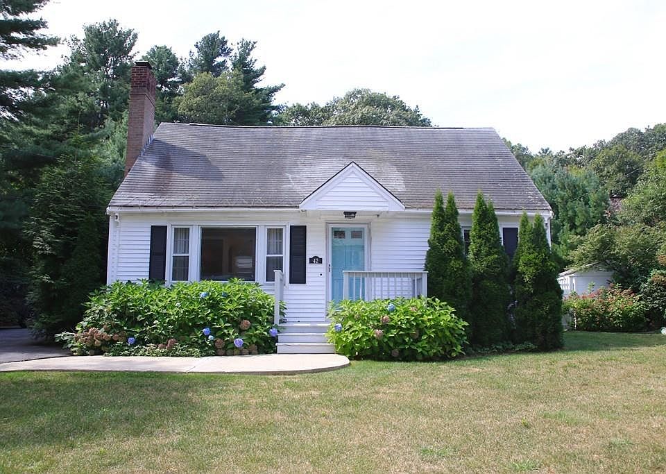 1st image of 42 Lanark Dr