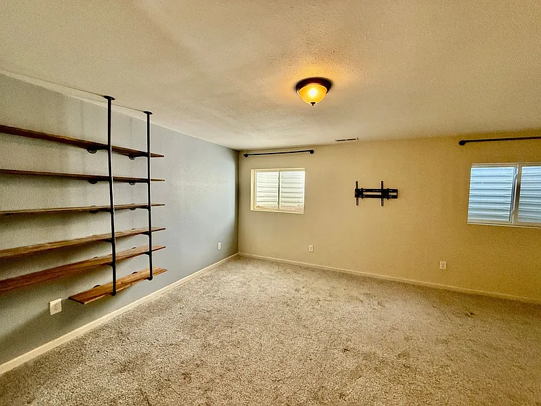 8306 Tibbs Rd — Photo 20