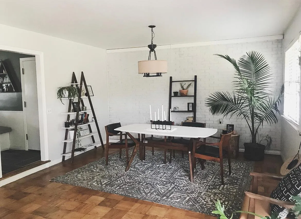 1220 N Sterling Ave — Photo 4