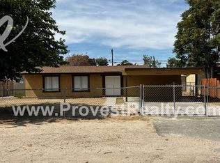 16266 Pine St, Hesperia, CA 92345