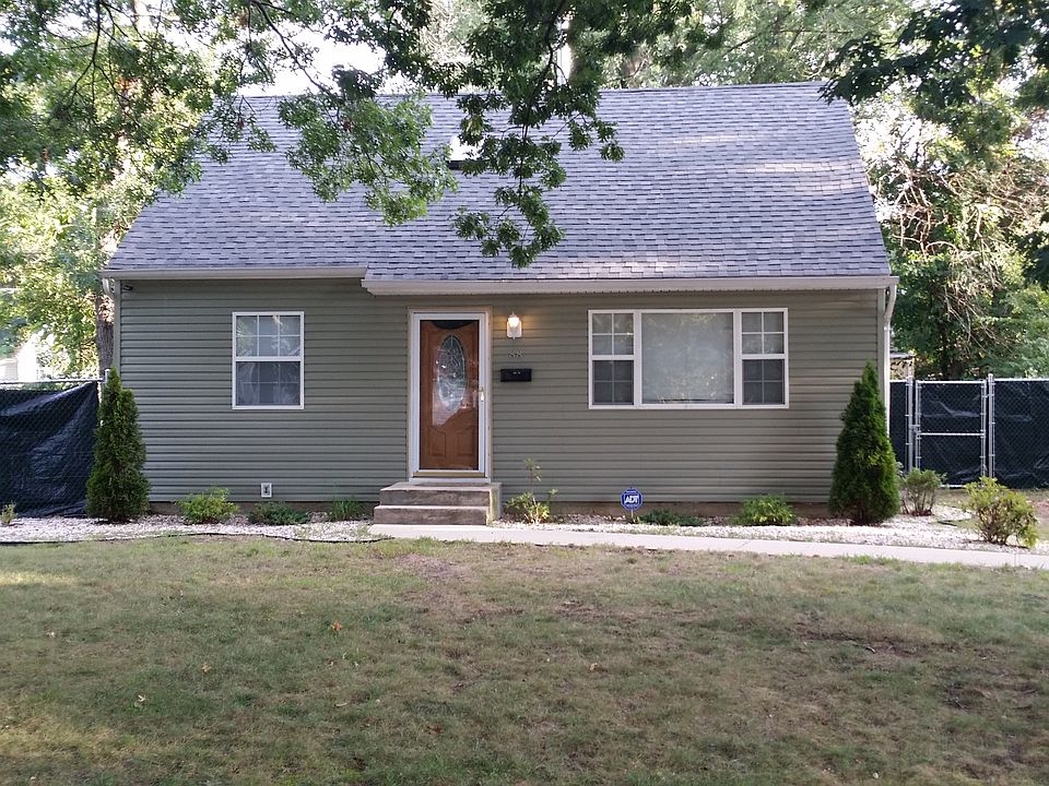 1st image of 88 Parkway Blvd