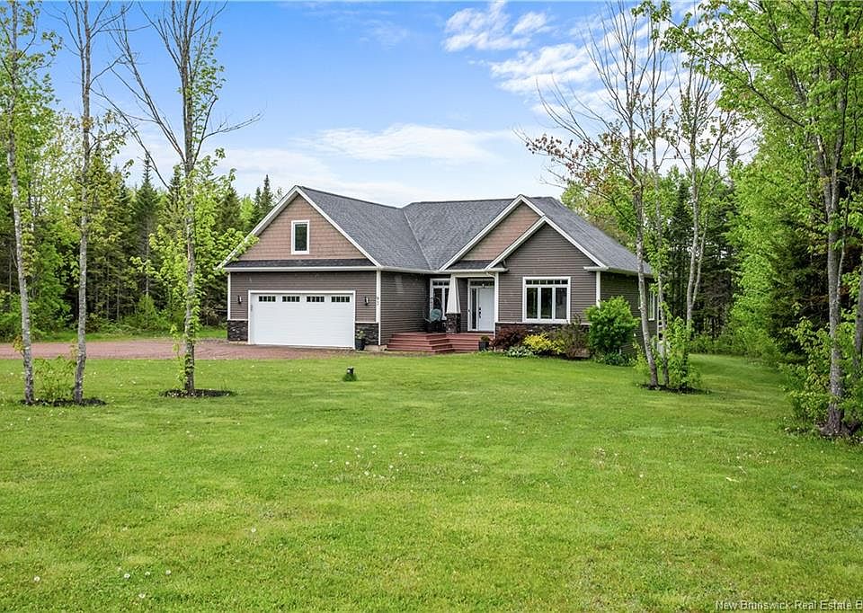 1st image of 93 La Fontaine Dr