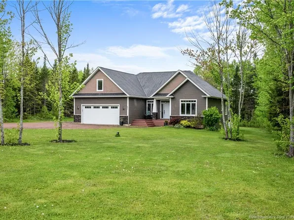 93 La Fontaine Dr, Moncton, NB E1H 0E3