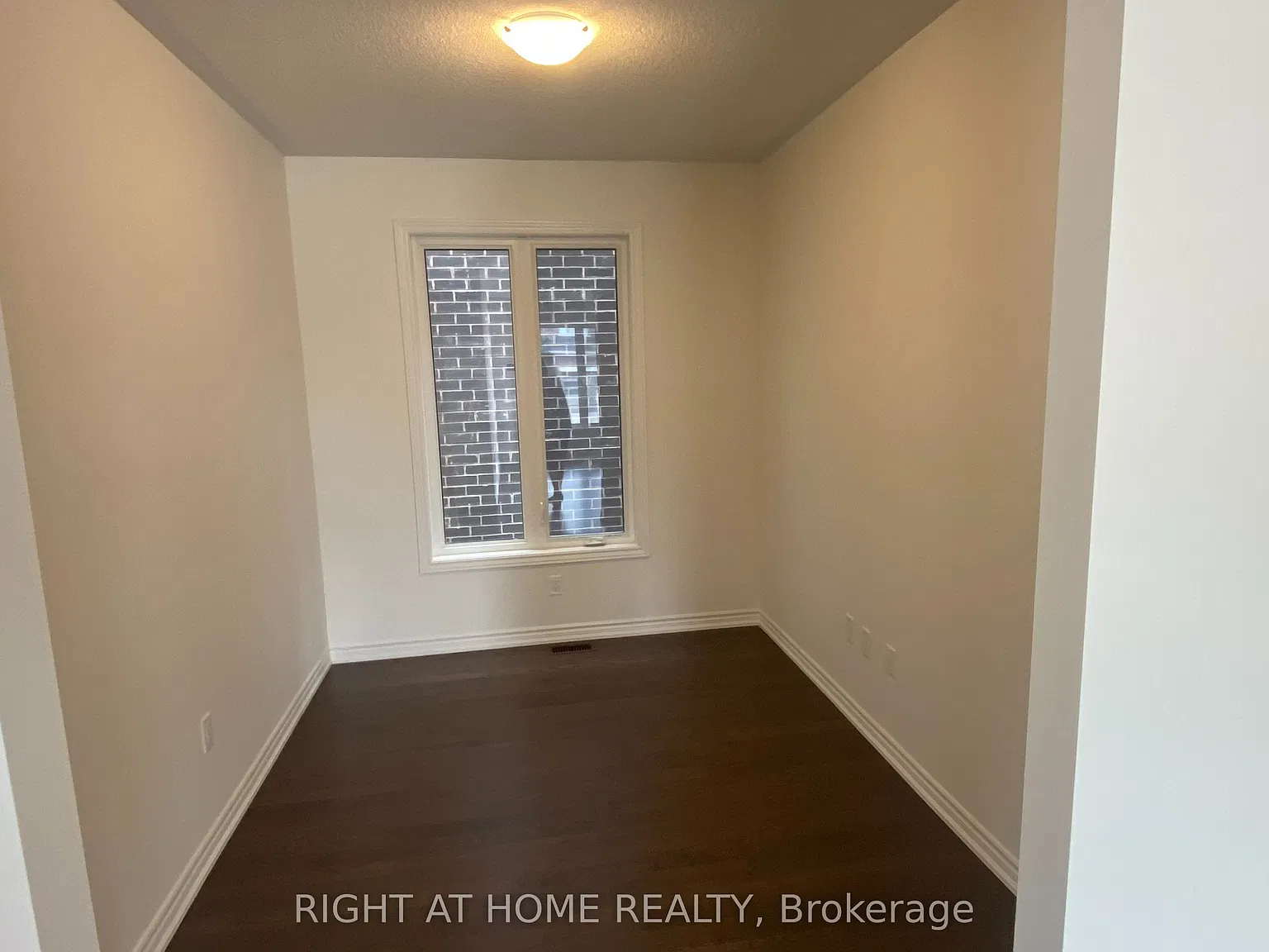 4 bed, $2,999 — Photo 2