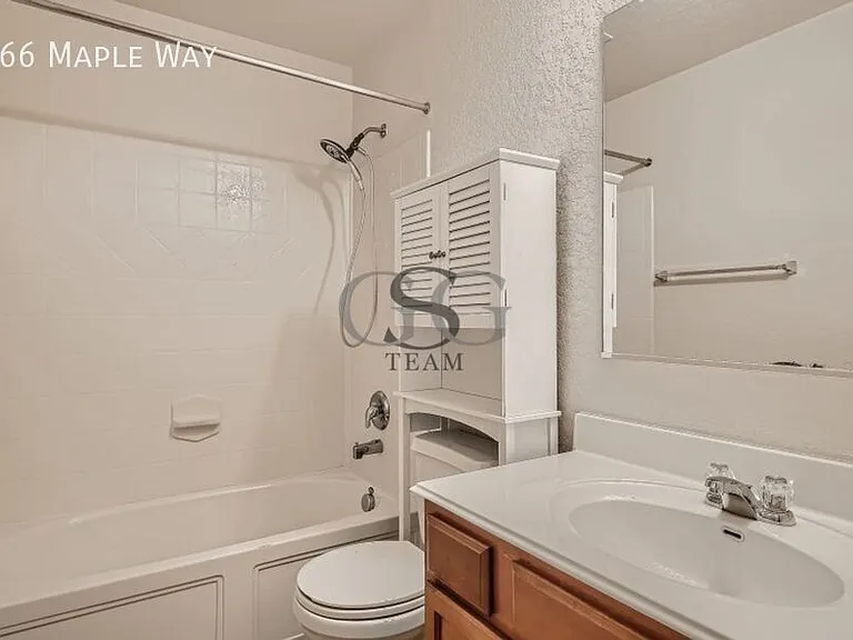 366 Maple Way — Photo 14