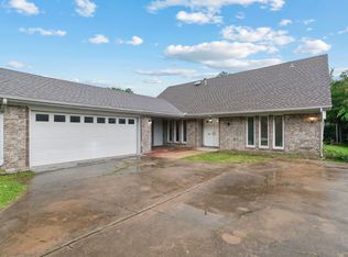 6409 Buena Vista Dr, Greenville, TX 75402