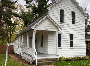 745 Sinclair Ave NE, Grand Rapids, MI 49503