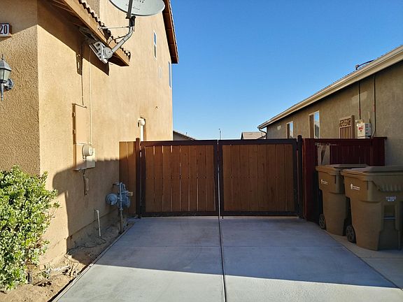 3rd image of 13220 Silver Oak St
