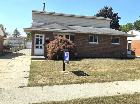 232 S Wildwood St, Westland, MI 48186