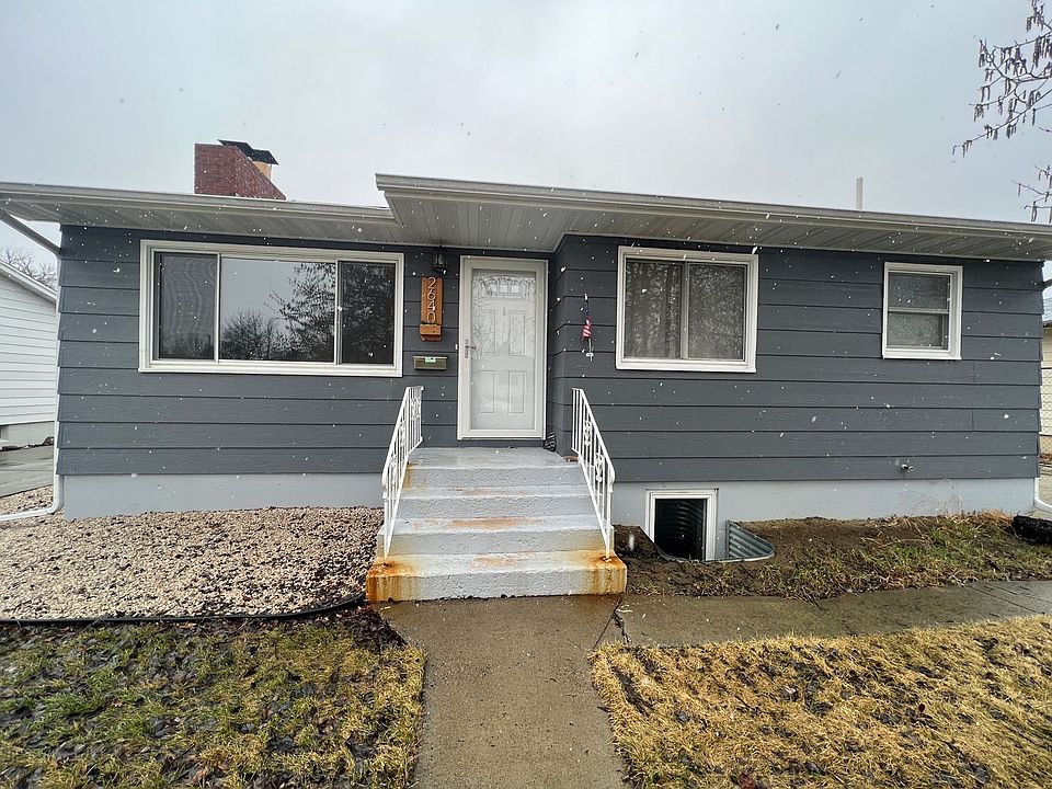 1st image of 2640 Terry Ave