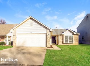8407 Fort Sumter Dr, Indianapolis, IN 46227