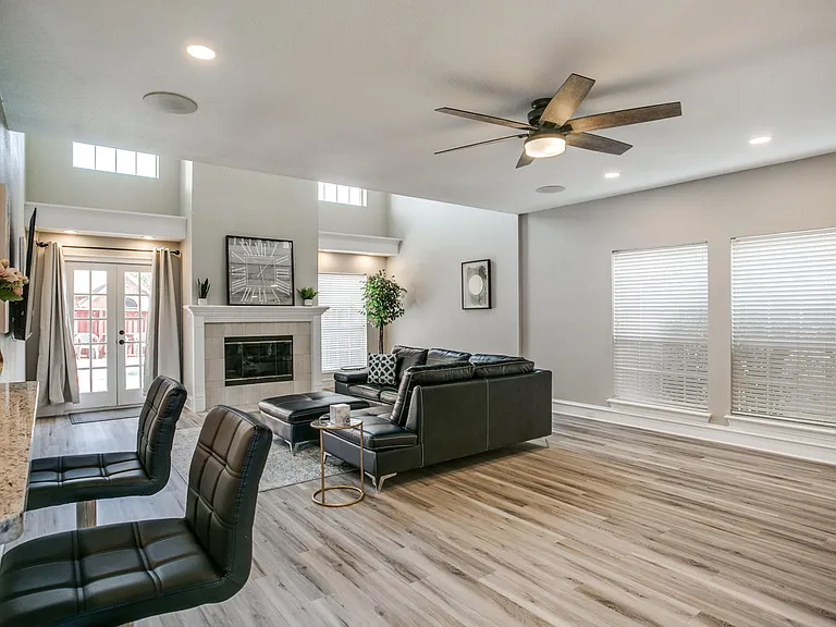 6904 Amethyst Ln — Photo 17