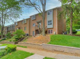 528 Nellies Cave Rd #528, Blacksburg, VA 24060