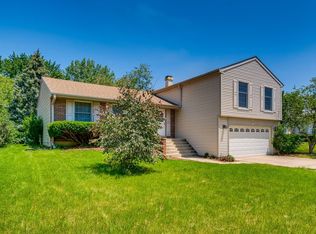 109 N Walnut Ln, Schaumburg, IL 60194