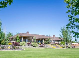 101 Stohler Rd, Selah, WA 98942