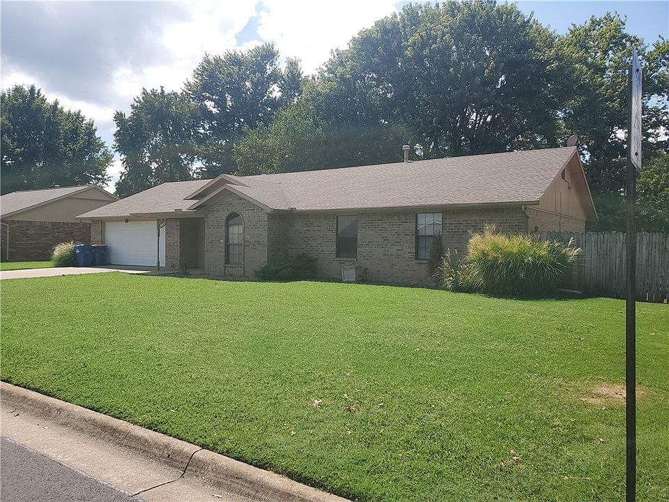 1st image of 612 Garland Pl