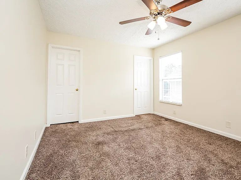 3508 Glenfalls Dr — Photo 11