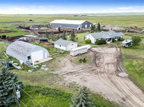 211002 E Range Road 260, Vulcan County, AB T0J 0M0