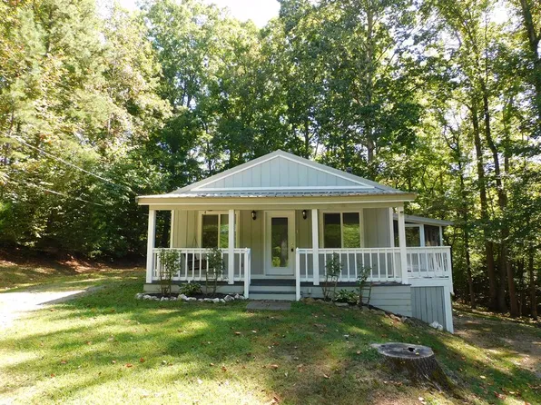 1054 Siesta Ln, Virgilina, VA 24598