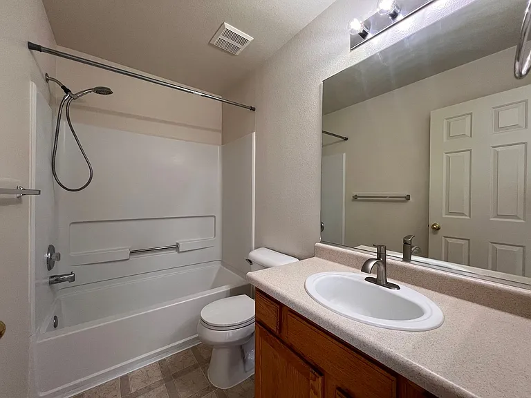 655 Sunny Lane — Photo 26