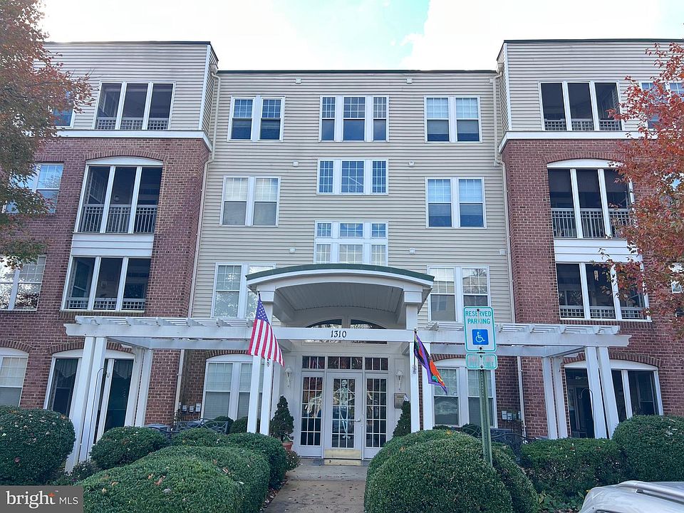 1st image of 1310 Scottsdale Dr Unit 246